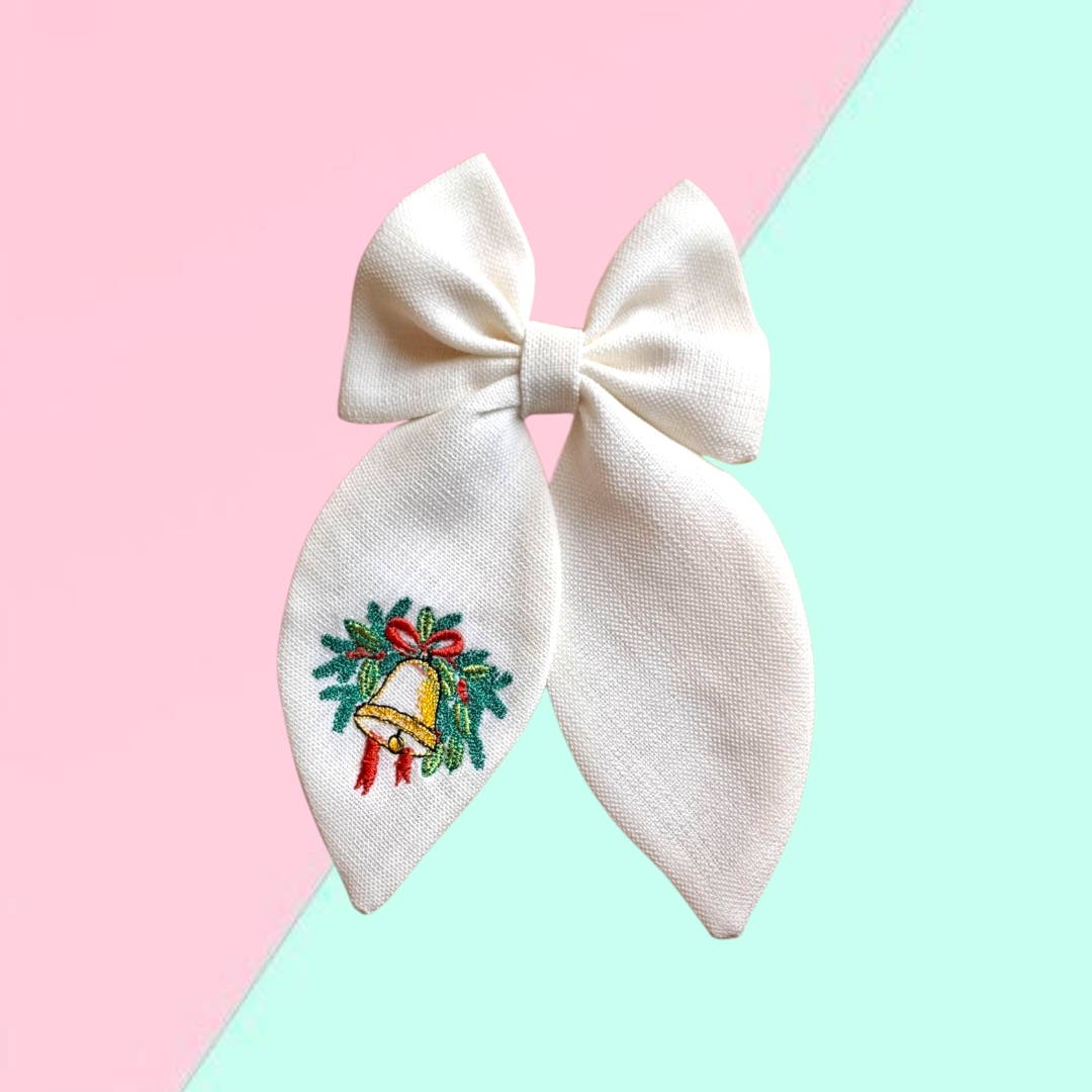 MA-00012 Yılbaşı Çanı Desenli Fiyonk Toka